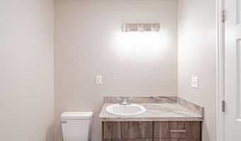 3290 Carolyn Ln, Ammon, ID 83406