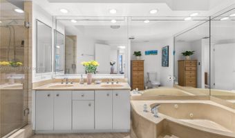 20281 E Country Club Dr 510, Aventura, FL 33180