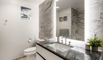 1781 N PIERCE St #303, Arlington, VA 22209