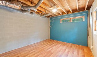 7035 Point View Rd, Benton, AR 72015