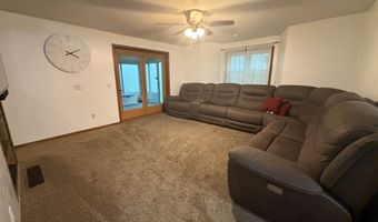 13498 Westbrook St, Ackley, IA 50601