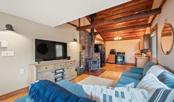 59 Woodland Rd, Coventry, CT 06238