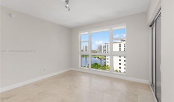 19900 E Country Club Dr PH18, Aventura, FL 33180