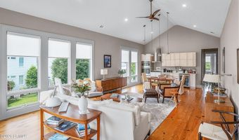 706 Bladen St, Beaufort, SC 29902