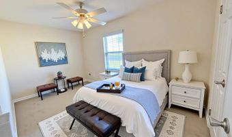 537 Mcpherson Dr, Alford, FL 32420