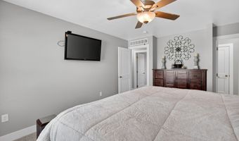 1404 Timberview Dr, Adel, IA 50003