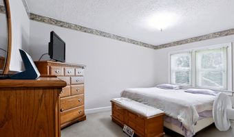 79 N 15th Ave, Beech Grove, IN 46107