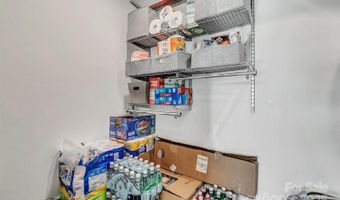 215 E Oakview Rd, Asheville, NC 28806