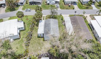 818 Thrush Cir, Barefoot Bay, FL 32976