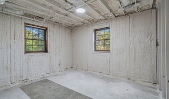 1512 Brentwood Dr, Athens, TN 37303