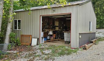1062 Wilder Hwy, Alpine, TN 38543