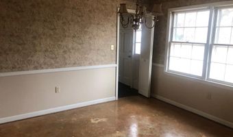 105 Forestdale Dr, Boiling Springs, SC 29316