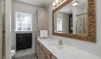 2 Dominar Pl, Hot Springs Village, AR 71909
