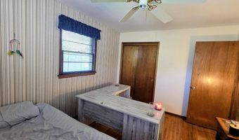 6114 Edinburg St, Bel Aire, KS 67220