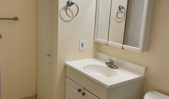 7401 WESTLAKE Ter 610, Bethesda, MD 20817