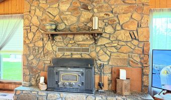 13776 E 56 Hwy, Ash Flat, AR 72513