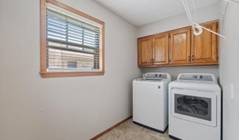 931 King Dr, Bartlesville, OK 74006