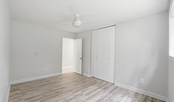 10607 KENILWORTH Ave K-202, Bethesda, MD 20814