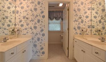 162 N Hiddenbrooke Dr, Advance, NC 27006