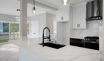 38 Watts Ave, Barnegat, NJ 08005