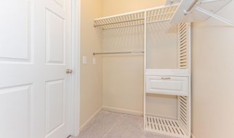 301 Scio Village Ct 262, Ann Arbor, MI 48103