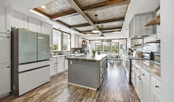 5172 S Sawmill Rd, Atoka, OK 74525