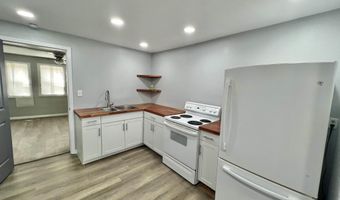 102 W Avenue A, Atmore, AL 36502