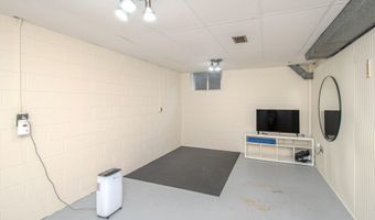 1795 Hideaway Ln, Ann Arbor, MI 48105