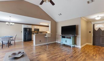 1641 White Oak Cir, Benton, AR 72019