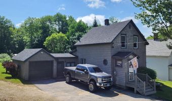 18 Demers St, Berlin, NH 03570