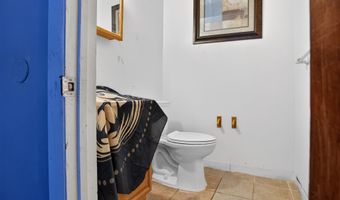 726 PLUMTREE Ln, Claymont, DE 19703