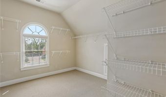 12516 Darvish Ln, Alpharetta, GA 30005