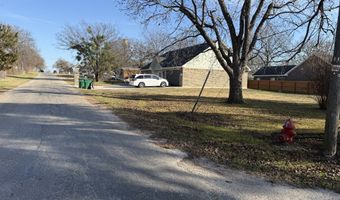 510 Denver St, Alvord, TX 76225