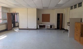 516 W Chapin Rd, Aberdeen, NC 28315