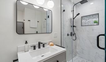 5914 LANGTON Dr, Alexandria, VA 22310