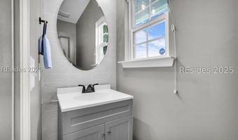 4 Swamp White Oak Dr, Bluffton, SC 29910