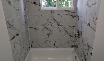 902 Westcoat Pl, Atlantic City, NJ 08401