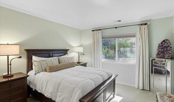 2927 Circle Dr, Escondido, CA 92029