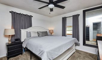 7160 NE 14th St, Ankeny, IA 50023