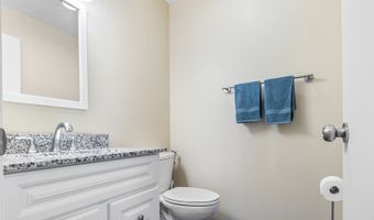 737 W Happfield Dr, Arlington Heights, IL 60004