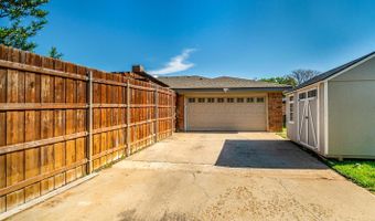 6205 MCCOY Dr, Amarillo, TX 79109