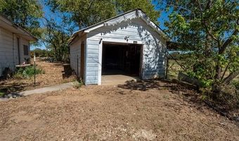 10450 County Road 1490 Rd, Ada, OK 74820