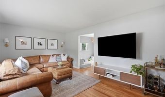 105 Highlake Ave, Ann Arbor, MI 48103