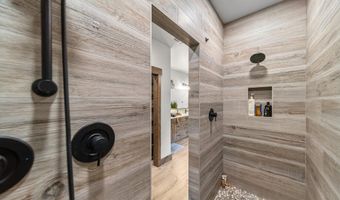 29131 N Hindman St, Athol, ID 83801