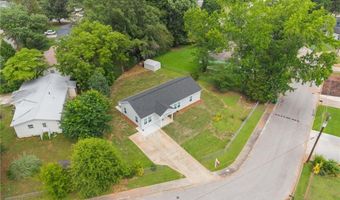 1307 Cochise Cir, Austell, GA 30168