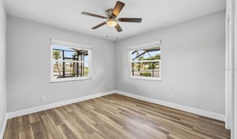 831 CHIPAWAY Dr, Apollo Beach, FL 33572