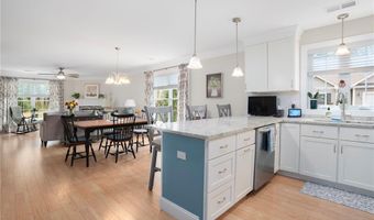 38 Rivers Edge Dr, Coventry, RI 02816