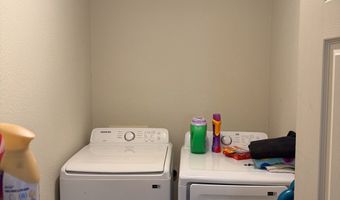 1645 Winchester Dr, Elko, NV 89801