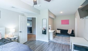 14108 Pine Valley Ct, Basehor, KS 66007