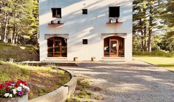 437 Avery Hill Rd, Alton, NH 03810